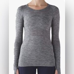Lululemon swiftly long sleeve shirt in grey size 8